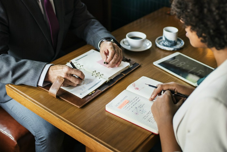 울산 직장 내 성희롱, 울산 직장 내 성희롱 대응 변호사, 직장 내 성희롱 대응, 직장 내 성희롱 신고, 직장 내 성희롱 진정, 울산 직장 내성희롱신고, 직장 내성희롱 고소, 울산 형사 고소, 울산 고소 변호사, 울산 형사 변호사, 울산고소장대필.jpg