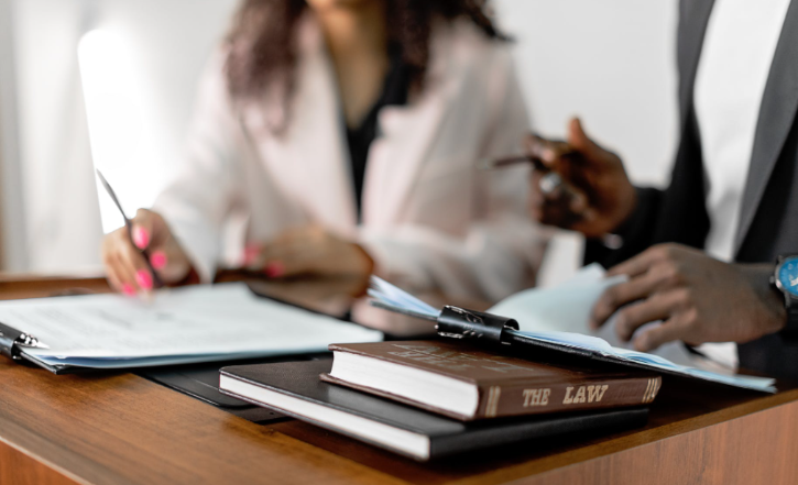 #울산형사전문변호사 #형사전문변호사 #명예훼손 #울산명예훼손 #명예훼손무죄 #울산명예훼손무죄 #정보통신망이용촉진및정보보호등에관한법률위반 #울산정보통신망이용촉진및정보보호등에관한법률위반 #부산명예훼손 #양산명예훼손 #울산형사무죄 #울산징역형 #울산형사처벌 #울산형사사건 #울산형사변호사 #양산형사변호사 #형사소송 #울산형사소송 #울산여자변호사 #울산남자변호사 #삼성출신변호사 #김앤장출신변호사.png